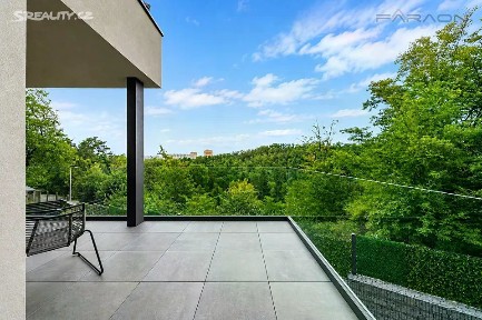 Prodej rodinného domu 304 m², pozemek 362 m²