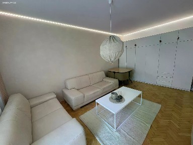 Pronájem bytu 2+kk 35 m²