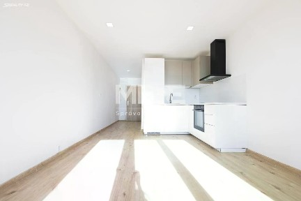 Pronájem bytu 1+kk 30 m²