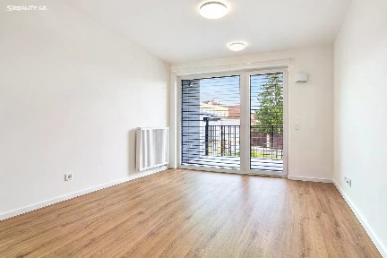 Pronájem bytu 1+kk 30 m²
