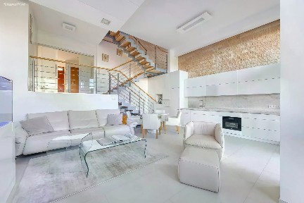 Prodej rodinného domu 200 m², pozemek 196 m²