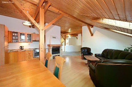 Pronájem bytu 4+kk 100 m²