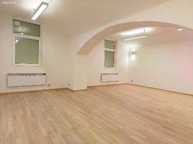 Prodej kanceláře 65 m²