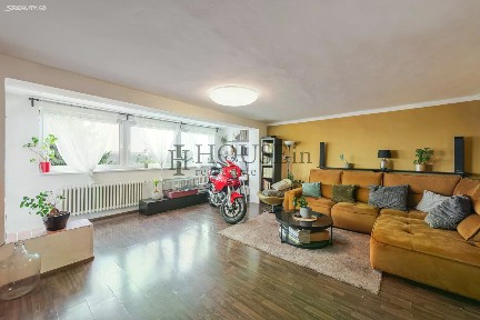 Prodej rodinného domu 192 m², pozemek 1249 m²