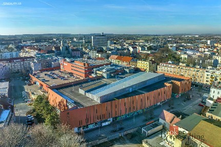 Pronájem obchodního prostoru 252 m²