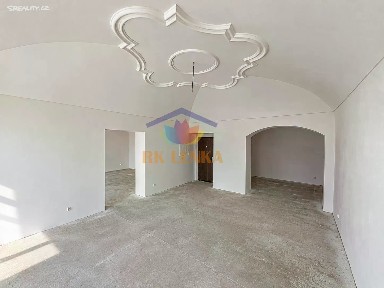 Pronájem obchodního prostoru 67 m²