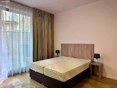 Pronájem bytu 1+kk 35 m²