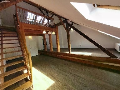 Pronájem bytu 2+1 105 m²