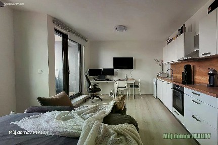 Komořanská, Praha - Modřany
