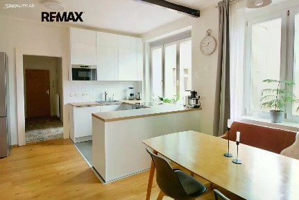 Pronájem bytu 2+kk 63 m²