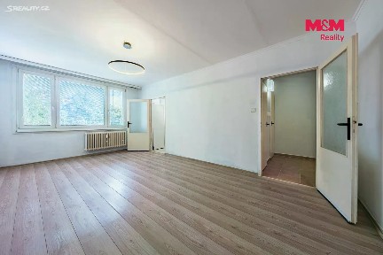 Pronájem bytu 1+1 34 m²