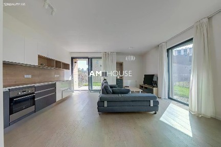 Pronájem bytu 2+kk 64 m²
