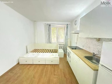 Pronájem bytu 1+kk 22 m²