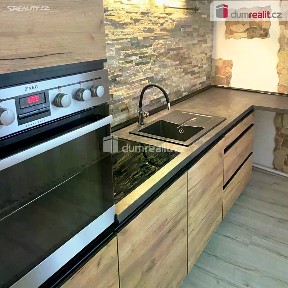 Pronájem bytu 2+1 75 m²