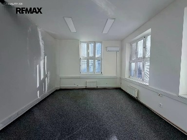Pronájem kanceláře 27 m²