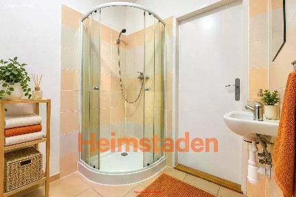 Pronájem bytu 1+kk 28 m²