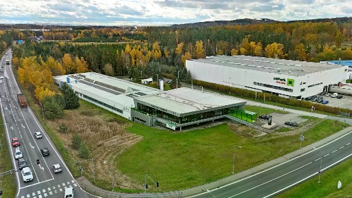 Pronájem výrobní haly, prostoru 1700 m²