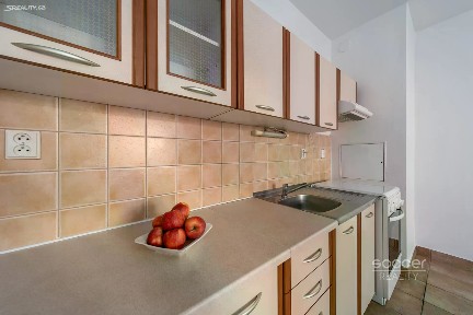 Pronájem bytu 2+kk 43 m²