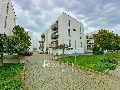Pronájem bytu 1+kk 36 m²