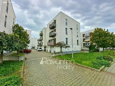 Pronájem bytu 1+kk 36 m²