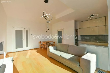 Pronájem bytu 3+kk 78 m²