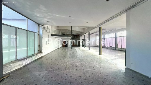 Pronájem obchodního prostoru 473 m²