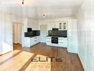 Prodej bytu 4+kk 70 m²