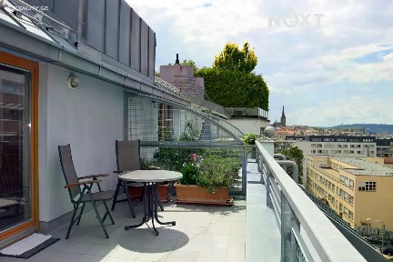 Pronájem bytu 2+kk 68 m²