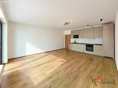 Pronájem bytu 2+kk 56 m²