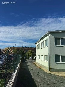 Pronájem kanceláře 290 m²