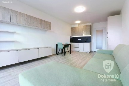 Pronájem bytu 1+kk 34 m²