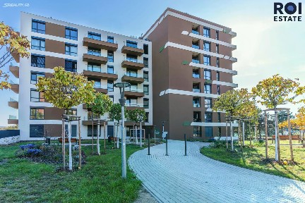 Pronájem bytu 1+kk 35 m²