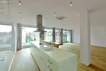 Pronájem bytu 4+kk 203 m²