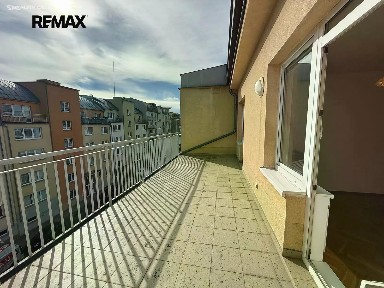Pronájem bytu 2+1 65 m²