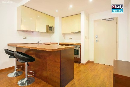 Pronájem bytu 2+kk 52 m²