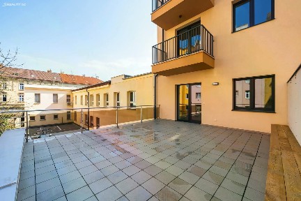 Pronájem bytu 2+kk 53 m²