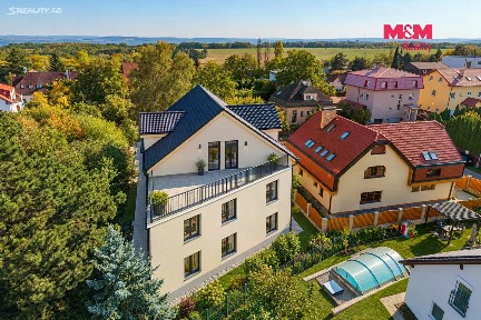 Prodej činžovního domu 586 m²