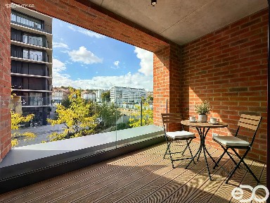 Pronájem bytu 2+kk 64 m²