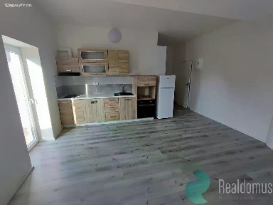 Pronájem bytu 2+kk 45 m²