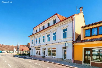 Prodej komerční nemovitosti 489 m²