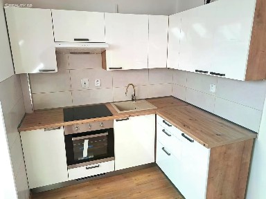Pronájem bytu 3+kk 88 m²