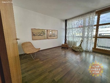 Pronájem bytu 2+kk 79 m²
