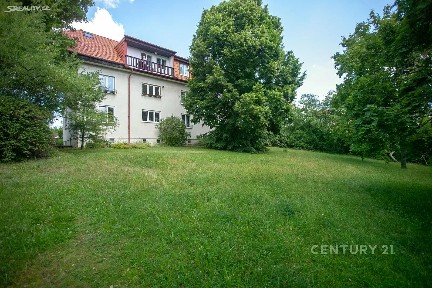 Pronájem bytu 3+kk 71 m²