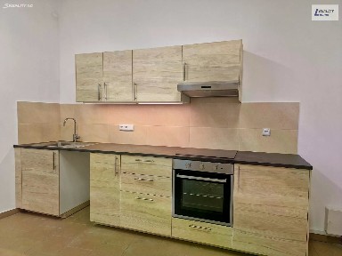 Pronájem bytu 1+kk 52 m²