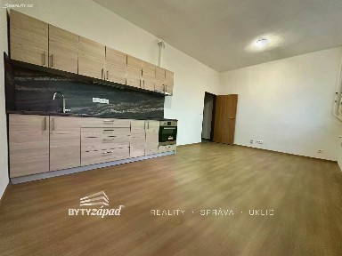 Pronájem bytu 3+kk 66 m²