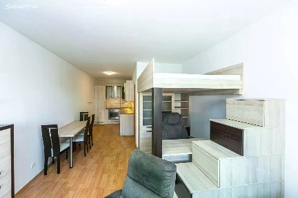 Pronájem bytu 2+kk 61 m²