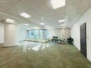 Pronájem kanceláře 100 m²