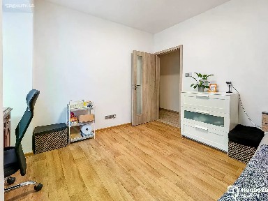 Pronájem bytu pokoje 13 m²