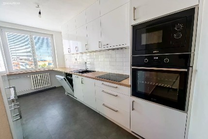 Pronájem bytu 3+1 77 m²