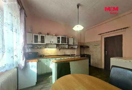 Prodej rodinného domu 178 m², pozemek 364 m²